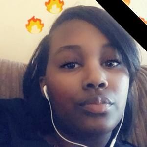 Meet your Posher, Moeasha